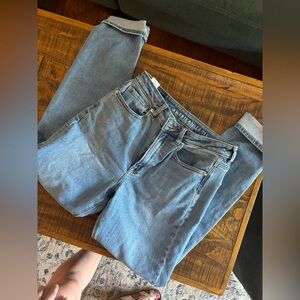 American Eagle mom jeans!